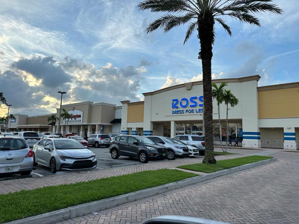 דירות הלנדל ביץ' Moderno Departamento Estudio Miami מראה חיצוני תמונה